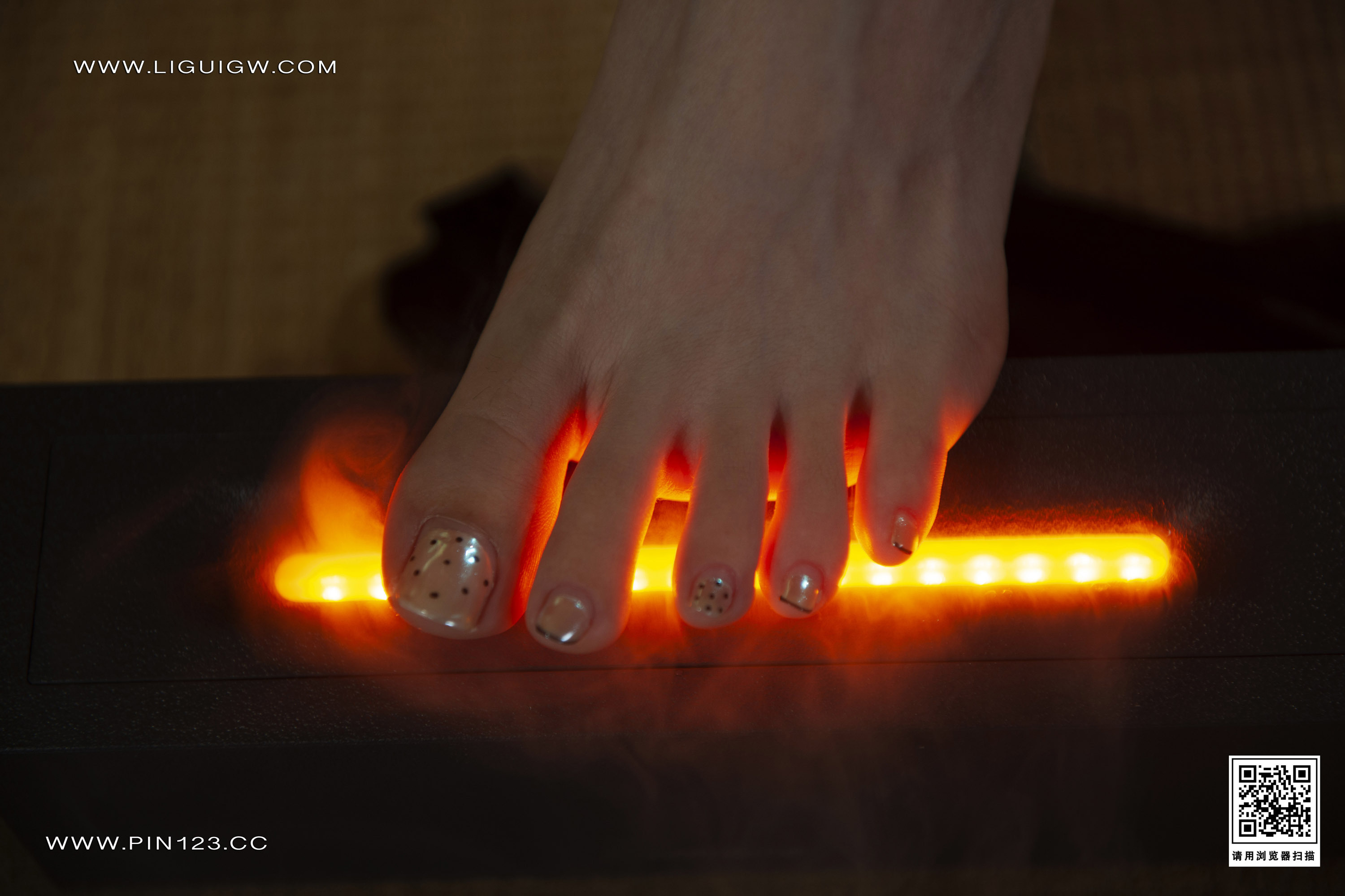 Ligui丽柜 2023.11.27 唇享欲足-私人定制 甜甜